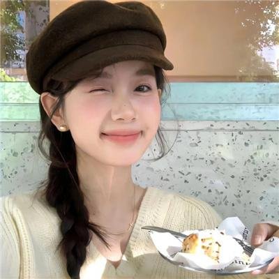 鲁姬哈蒂海报