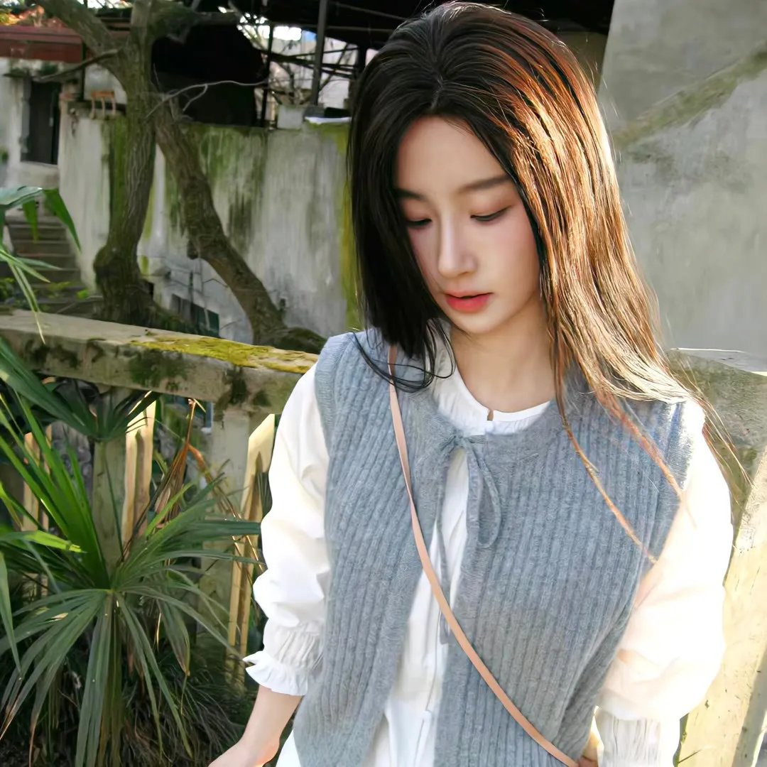 双面女蝎星海报
