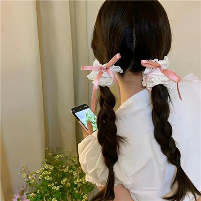 幽灵新人种海报